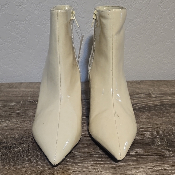Worthington Cream Ankle Booties with Pointed Toe and Low Heel - Picture 4 of 8